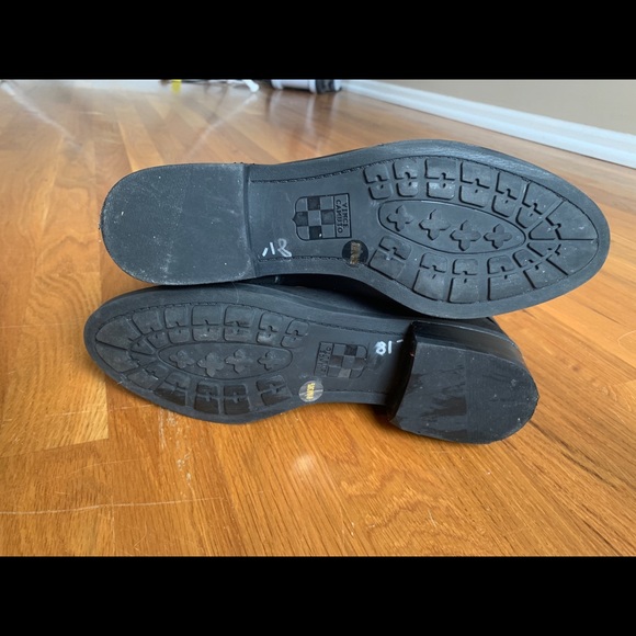 Vince Camuto two-toned leather riding boots - Picture 7 of 8